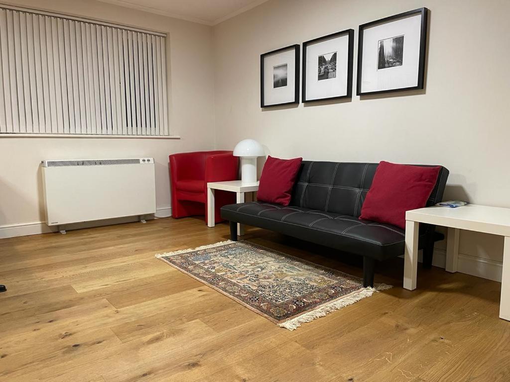 Morden Flat Close To Dlr Station With Free Parking London Ngoại thất bức ảnh
