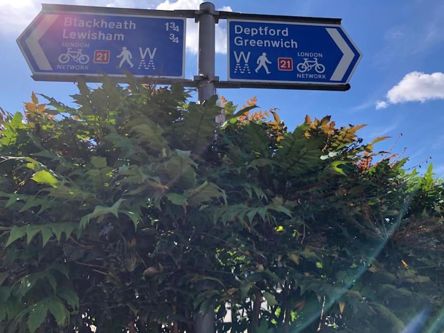 Morden Flat Close To Dlr Station With Free Parking London Ngoại thất bức ảnh