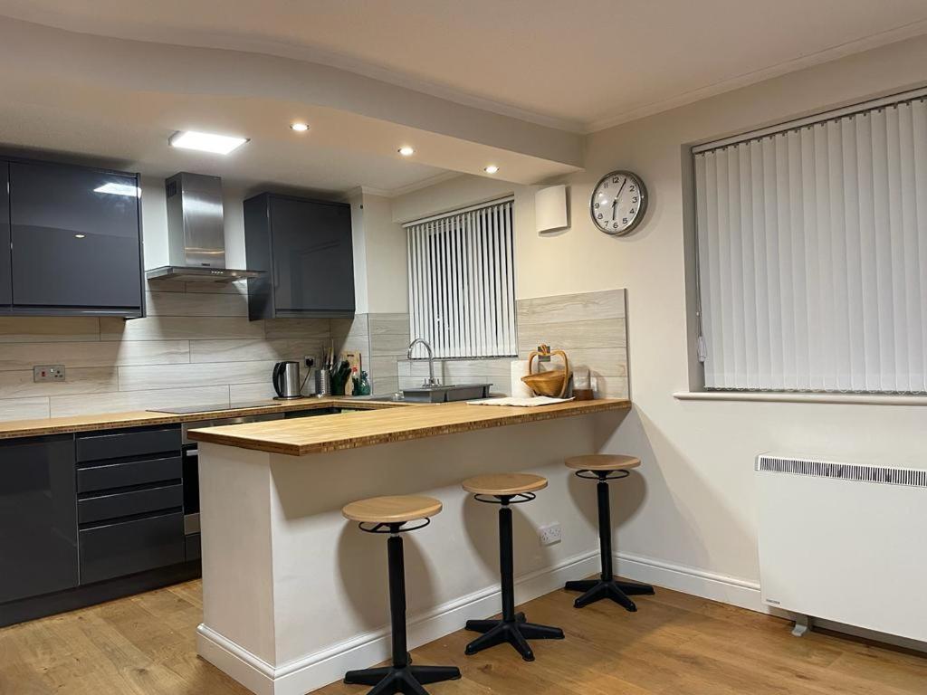 Morden Flat Close To Dlr Station With Free Parking London Ngoại thất bức ảnh